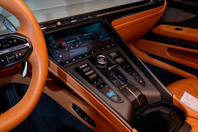 2024 Aston Martin DB12 Coupe - 22939973 - 11