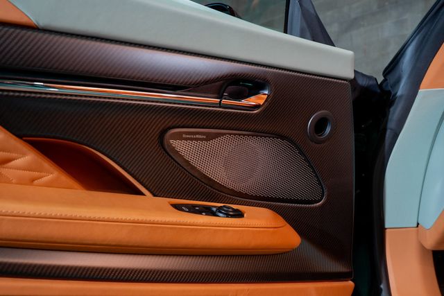 2024 Aston Martin DB12 Coupe - 22939973 - 27