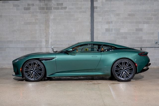 2024 Aston Martin DB12 Coupe - 22939973 - 5