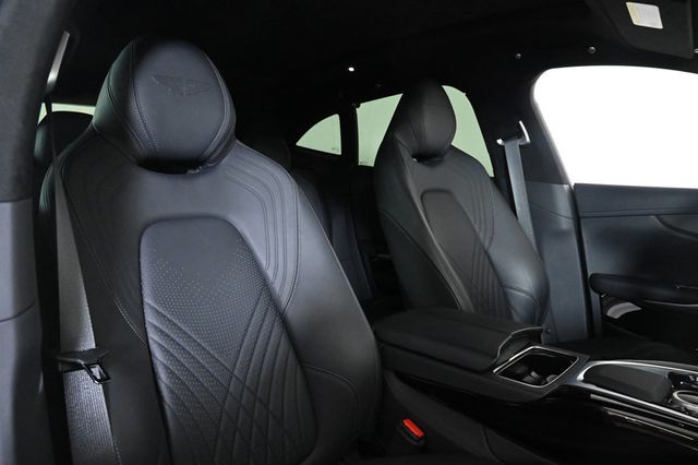 2024 Aston Martin DBX 550 - 22911033 - 10