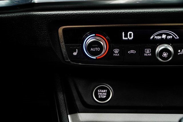 2024 Audi Q3 S line Premium 45 TFSI quattro - 22911413 - 24