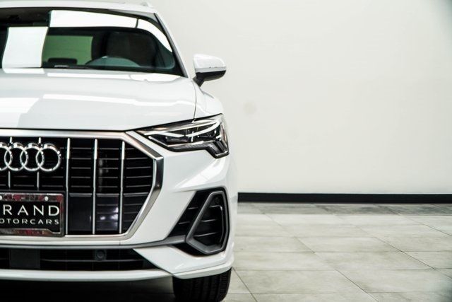2024 Audi Q3 S line Premium 45 TFSI quattro - 22911413 - 3