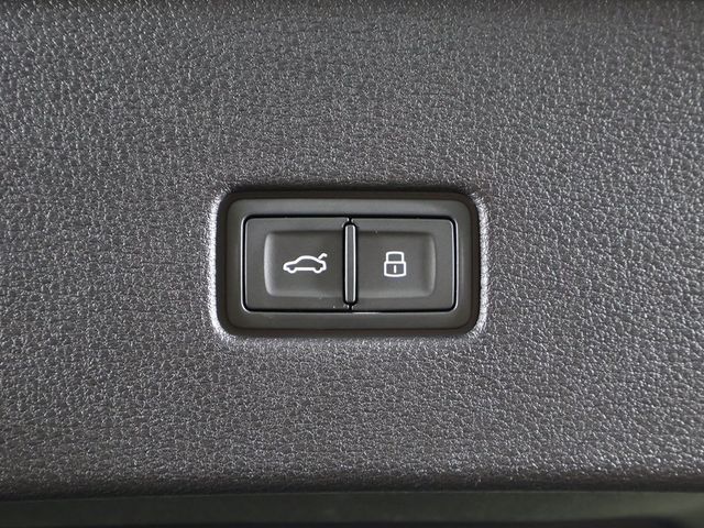 2024 Audi Q8 Prestige 55 TFSI quattro - 22928875 - 60