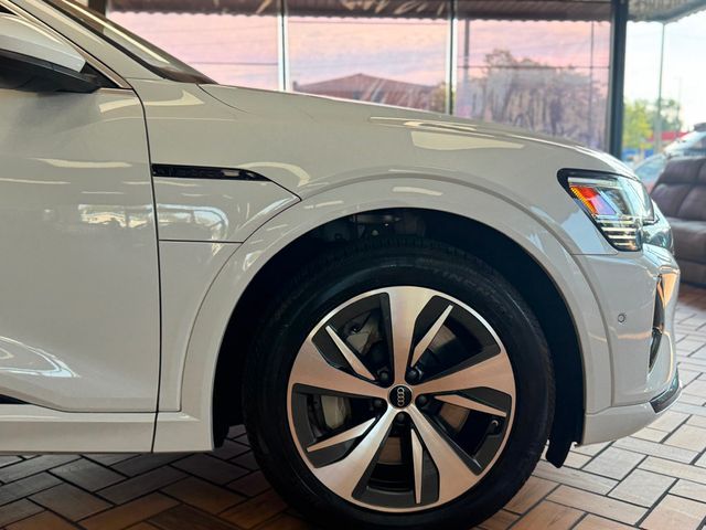 2024 Audi Q8 e-tron Premium Plus quattro - 22912903 - 29