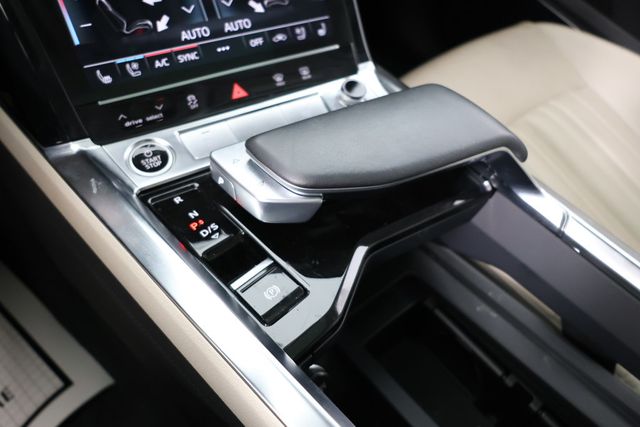 2024 Audi Q8 e-tron Premium Plus quattro - 22856720 - 16