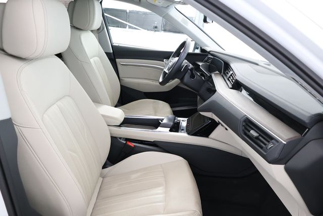 2024 Audi Q8 e-tron Premium Plus quattro - 22856720 - 25