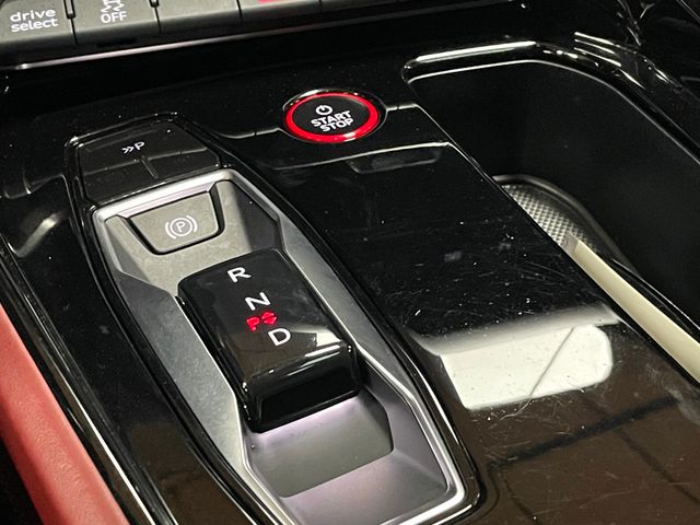 2024 Audi RS e-tron GT quattro - 22940193 - 37