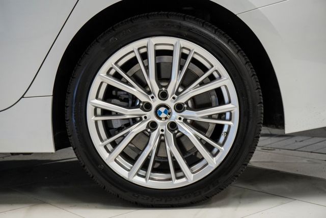 2024 BMW 3 Series 330i xDrive - 22911116 - 10