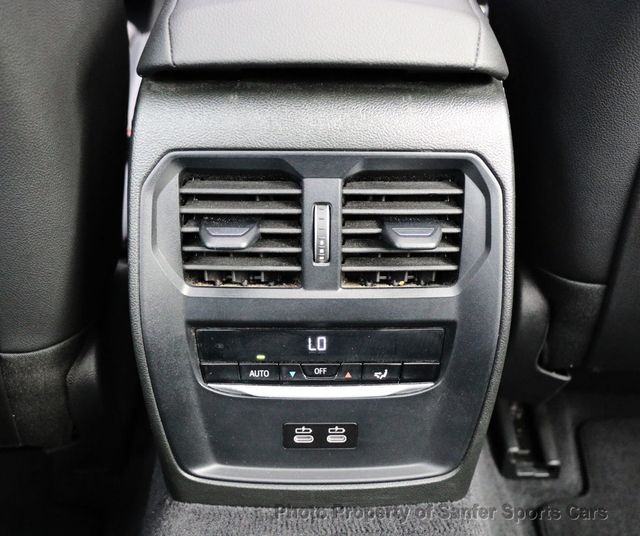 2024 BMW 3 Series 330i xDrive - 22925943 - 31