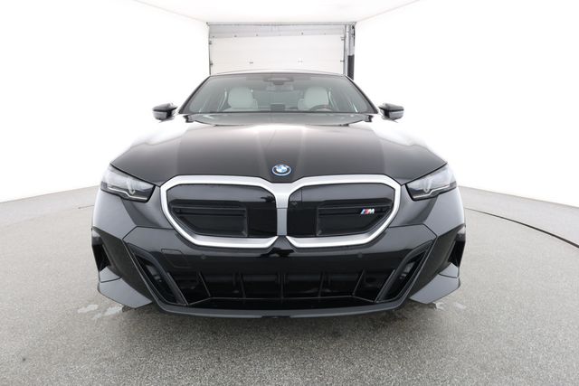 2024 BMW i5 M60 with Premium, Driving Assistance Pro. Packages + 20'' Wheels - 22837273 - 1