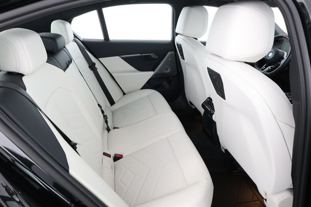 2024 BMW i5 M60 with Premium, Driving Assistance Pro. Packages + 20'' Wheels - 22837273 - 21
