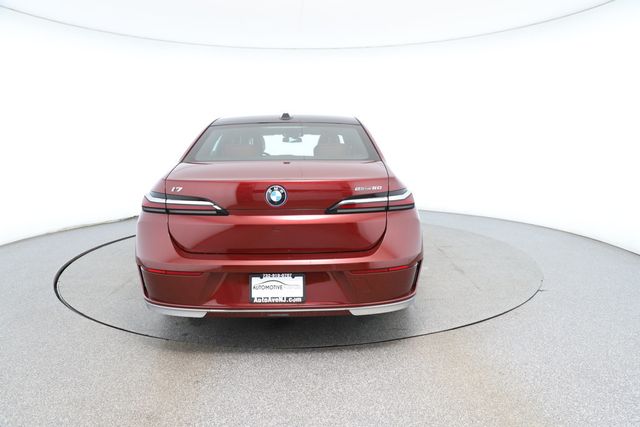 2024 BMW i7 eDrive50 Sedan - 22854570 - 3