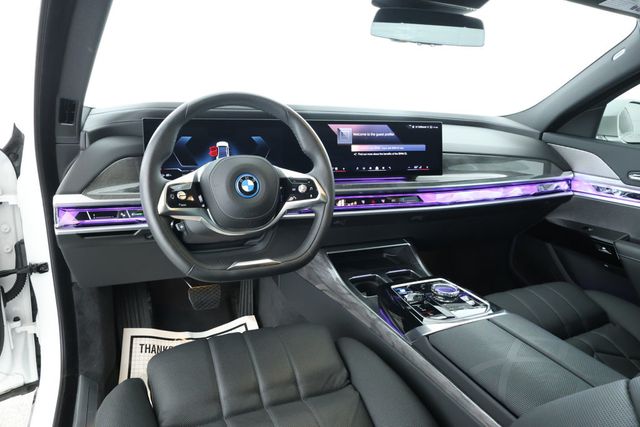 2024 BMW i7 eDrive50 Sedan with Driving Assistance Pro. & Premium Packages - 22920573 - 9