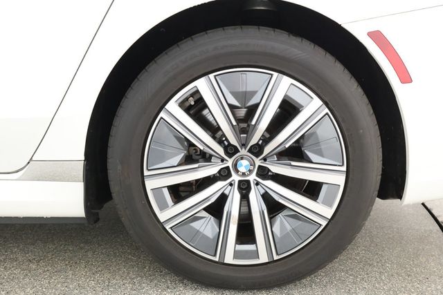2024 BMW i7 eDrive50 Sedan with Driving Assistance Pro. & Premium Packages - 22920573 - 6