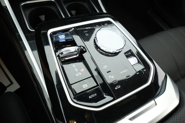 2024 BMW i7 eDrive50 Sedan with M Sport & Driving Assistance Pro. Packages - 22895322 - 12
