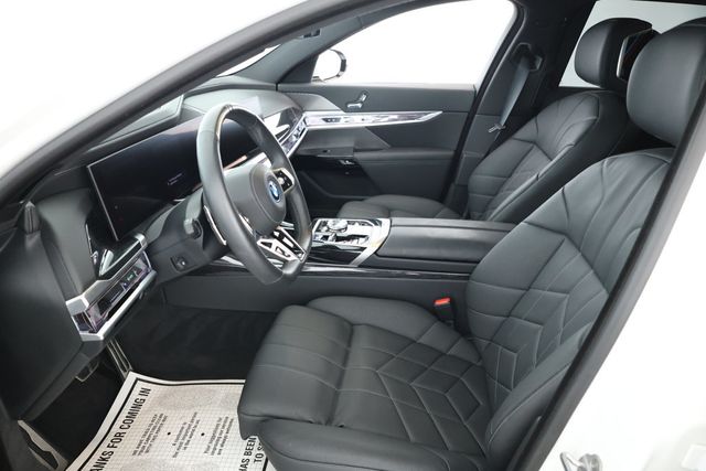 2024 BMW i7 eDrive50 Sedan with M Sport & Driving Assistance Pro. Packages - 22895322 - 16