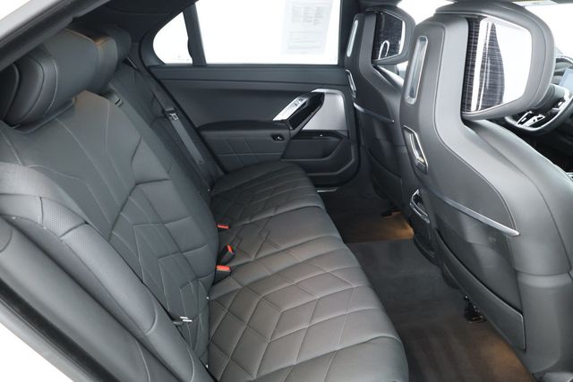 2024 BMW i7 eDrive50 Sedan with M Sport & Driving Assistance Pro. Packages - 22895322 - 19