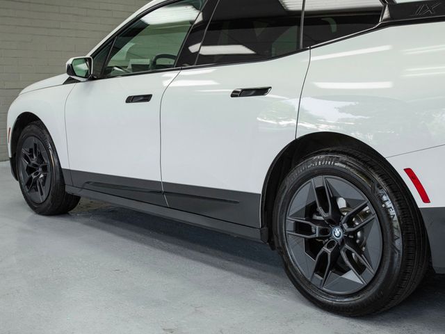 2024 BMW iX xDrive50 AWD - 22906198 - 38
