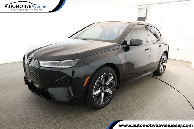 2024 BMW iX xDrive50 SAV w/ Premium, Sport & Driving Assistance Pro Packages - 22933326 - 0