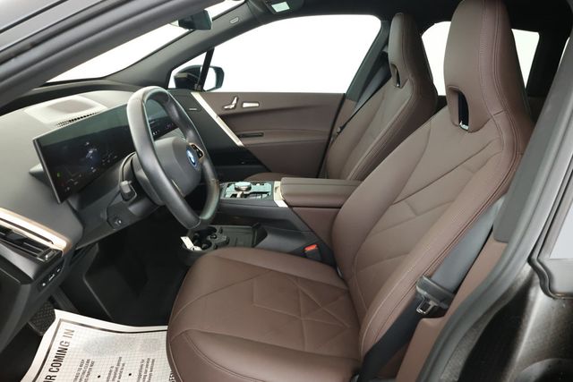 2024 BMW iX xDrive50 SAV w/ Premium, Sport & Driving Assistance Pro Packages - 22933326 - 16