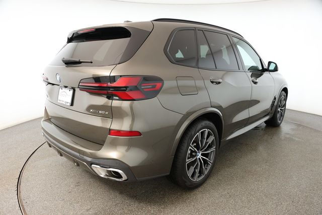 2024 BMW X5 xDrive50e Plug-In Hybrid w/M Sport Pkg, 4 Zone Auto Climate Ctrl - 22931609 - 3