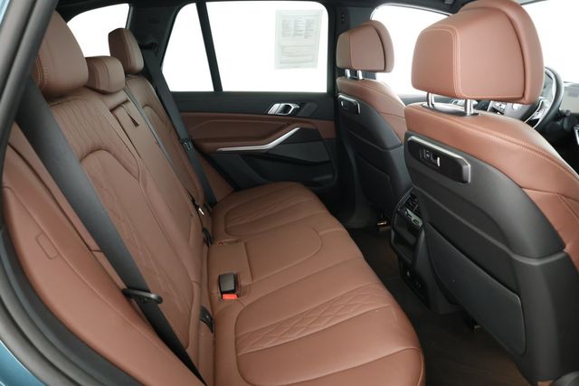 2024 BMW X5 xDrive50e Plug-In Hybrid w/Premium & Driving Assistance Pro Pkgs - 22907623 - 20