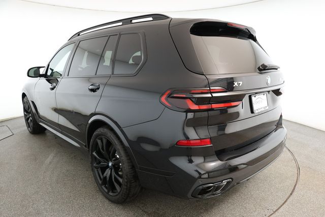 2024 BMW X7 M60i SAV w/ B&W Diamond Surround Sound & Executive Package - 22905738 - 5