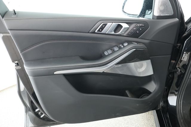 2024 BMW X7 M60i SAV w/ B&W Diamond Surround Sound & Executive Package - 22905738 - 8