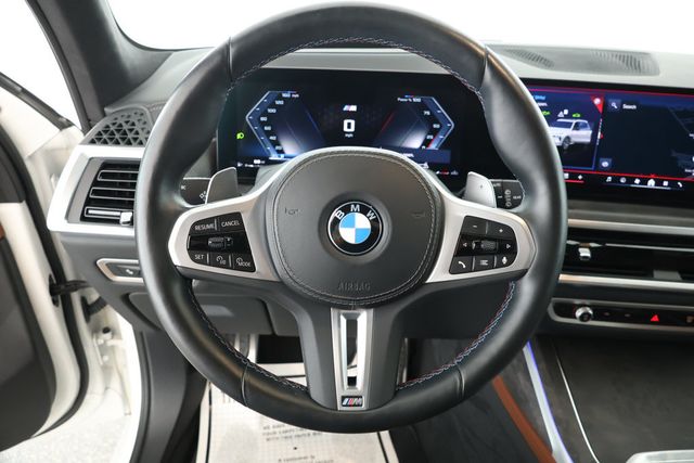 2024 BMW X7 M60i SAV with Executive & Climate Comfort Packages - 22927579 - 11