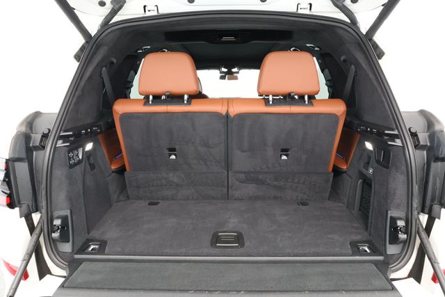 2024 BMW X7 M60i SAV with Executive & Climate Comfort Packages - 22927579 - 21