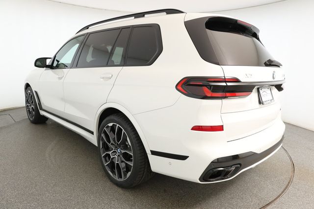 2024 BMW X7 M60i SAV with Executive & Climate Comfort Packages - 22927579 - 5