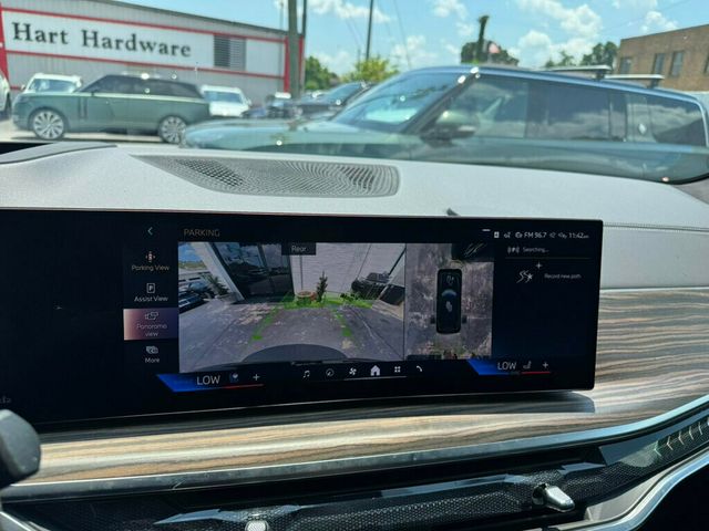 2024 BMW X7 MSRP$96395/M Sport Pro Pkg/Heated Front-Rear Seats/Pano Roof/NAV - 22880615 - 28
