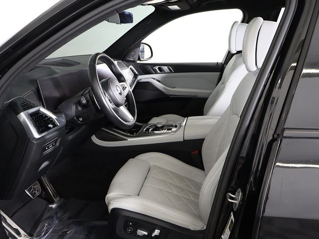 2024 BMW X7 xDrive40i Sports Activity Vehicle - 22930119 - 32
