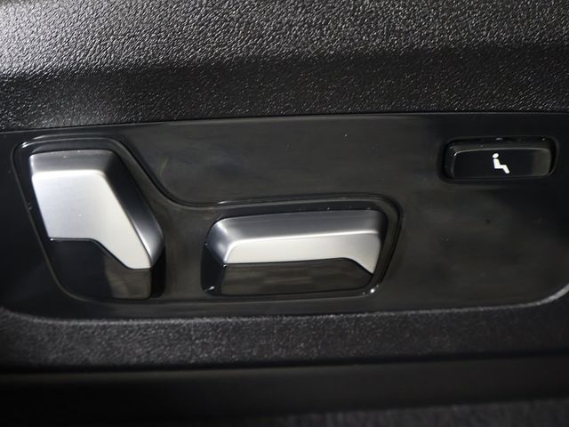 2024 BMW X7 xDrive40i Sports Activity Vehicle - 22930119 - 39