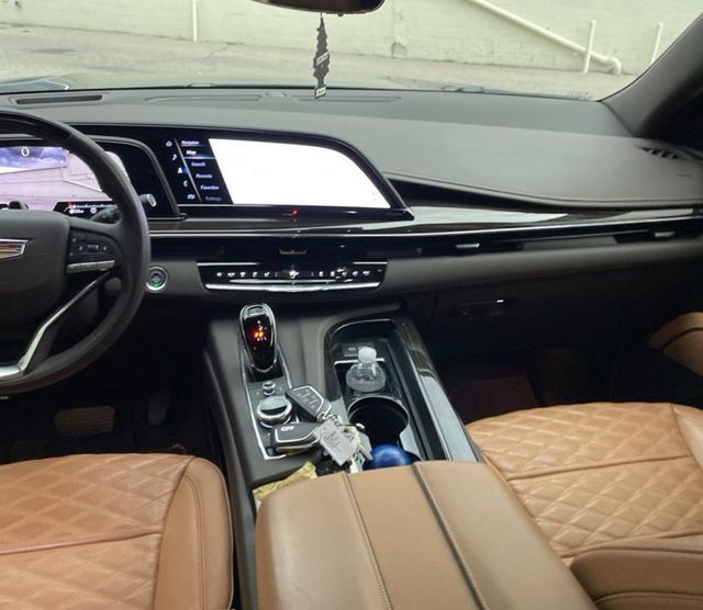 2024 Cadillac Escalade 4WD 4dr Sport - 22935594 - 21