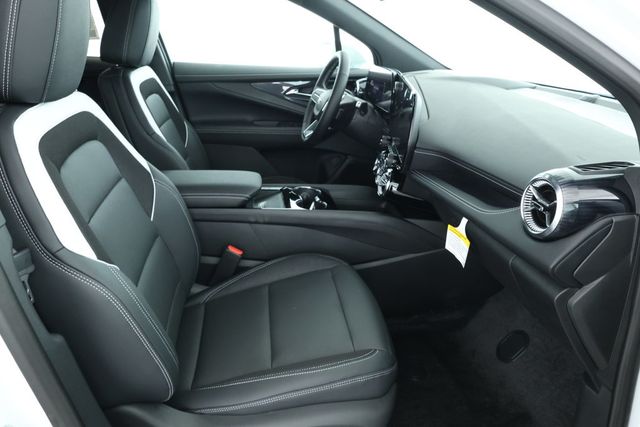 2024 Chevrolet Blazer EV eAWD 4dr LT w/ Comfort, Convenience & Driver Confidence Packages - 22913304 - 20