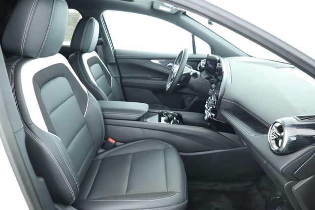 2024 Chevrolet Blazer EV eAWD 4dr LT w/ Comfort, Convenience & Driver Confidence Packages - 22918617 - 22
