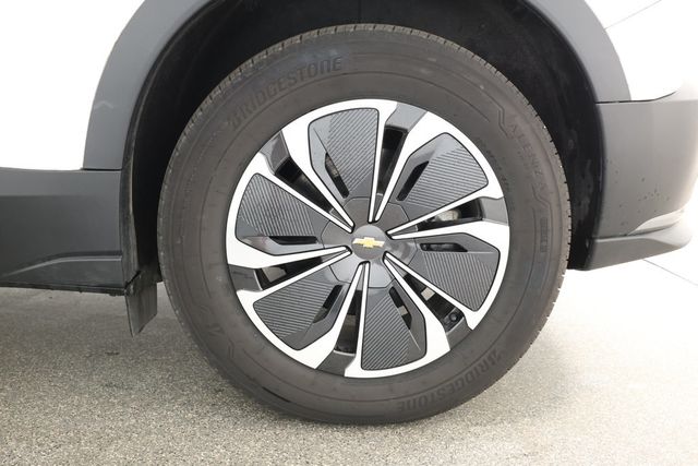 2024 Chevrolet Blazer EV eAWD 4dr LT w/ Comfort, Convenience & Driver Confidence Packages - 22918617 - 6