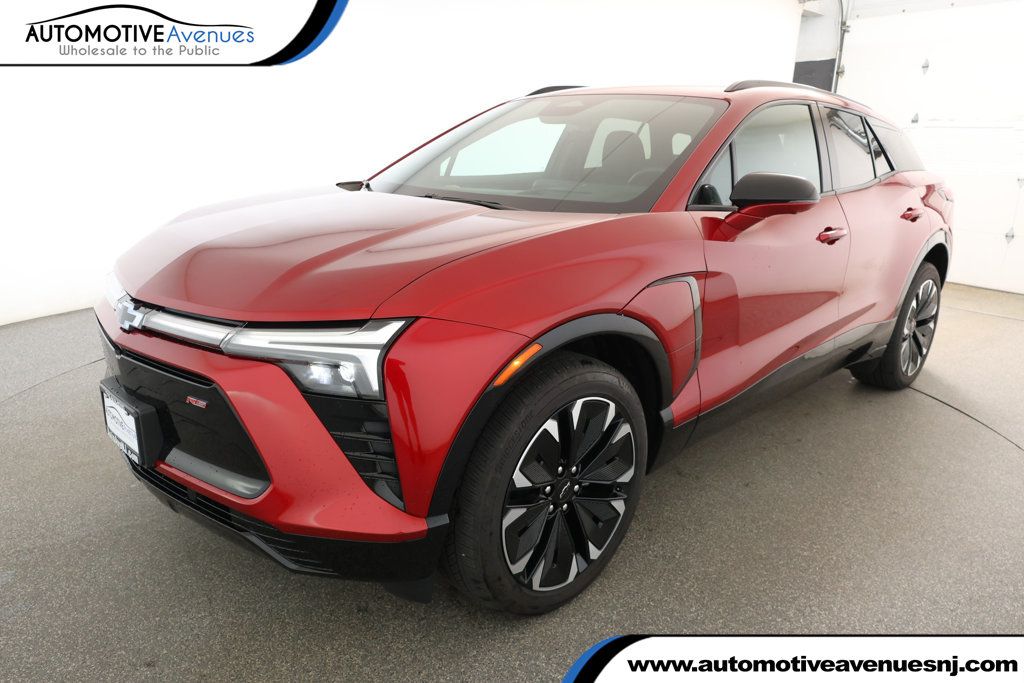 2024 Chevrolet Blazer EV eAWD 4dr RS with RS Convenience & Driver Confidence Package - 22923002 | Video 1
