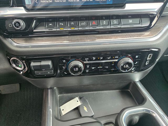 2024 Chevrolet Silverado 1500  - 22929229 - 17
