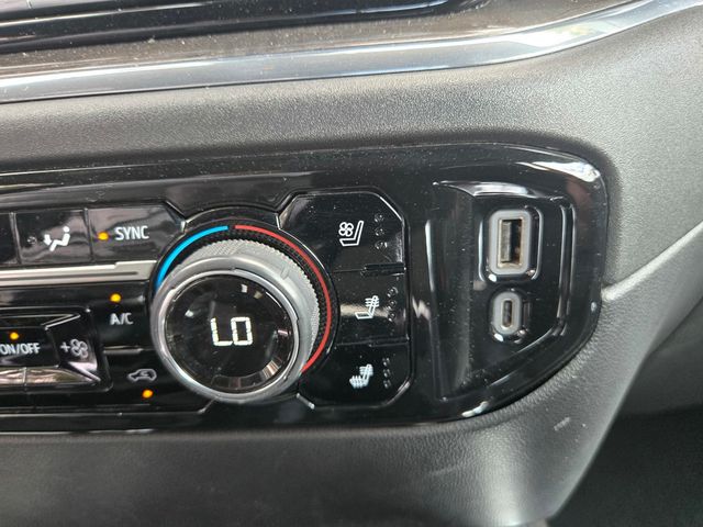 2024 Chevrolet Silverado 1500  - 22929229 - 18