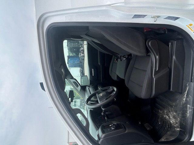 2024 Chevrolet Silverado 1500 2WD Reg Cab 140 - 22918474 - 7