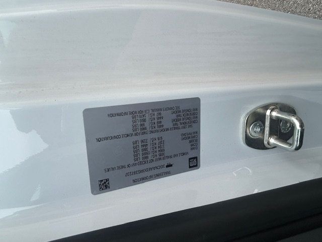 2024 Chevrolet Silverado 1500 2WD Reg Cab 140 - 22918474 - 8