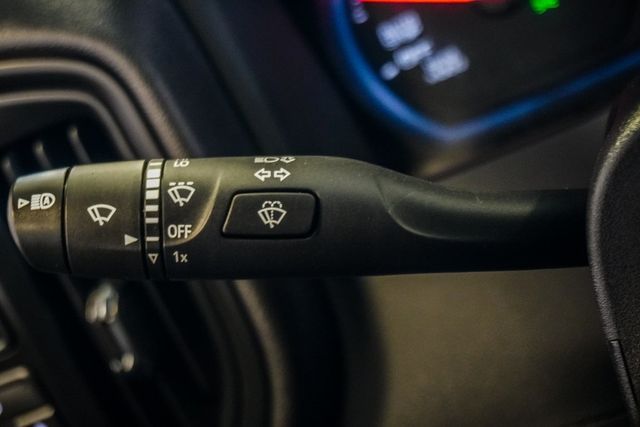 2024 Chevrolet Silverado 1500 4WD Crew Cab 147" Custom Trail Boss - 22905867 - 30