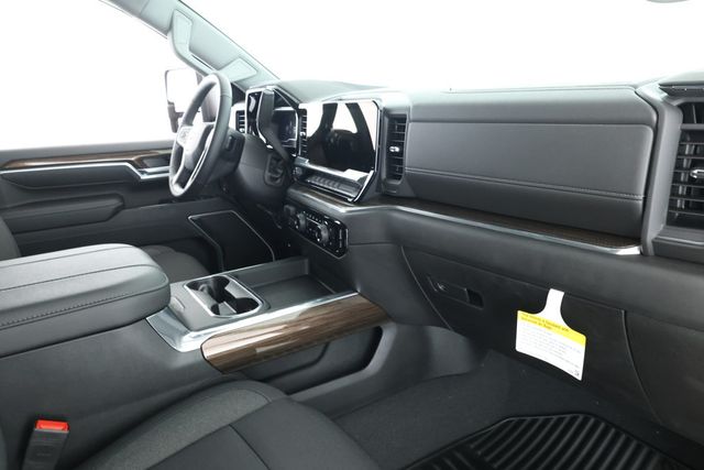 2024 Chevrolet Silverado 2500HD 4WD Crew Cab 159'' LT w/ Turbo Diesel, 20'' Wheels & Convenience - 22932031 - 23