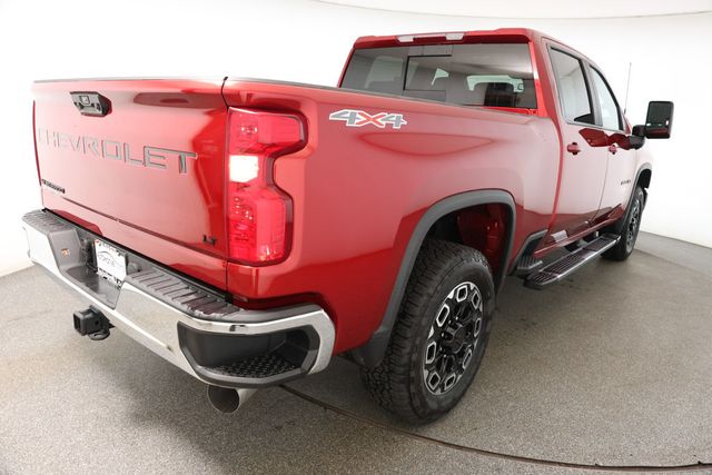 2024 Chevrolet Silverado 2500HD 4WD Crew Cab 159'' LT w/ Turbo Diesel, 20'' Wheels & Convenience - 22932031 - 3