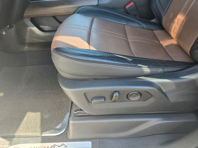 2024 Chevrolet Silverado 3500HD  - 22932519 - 19