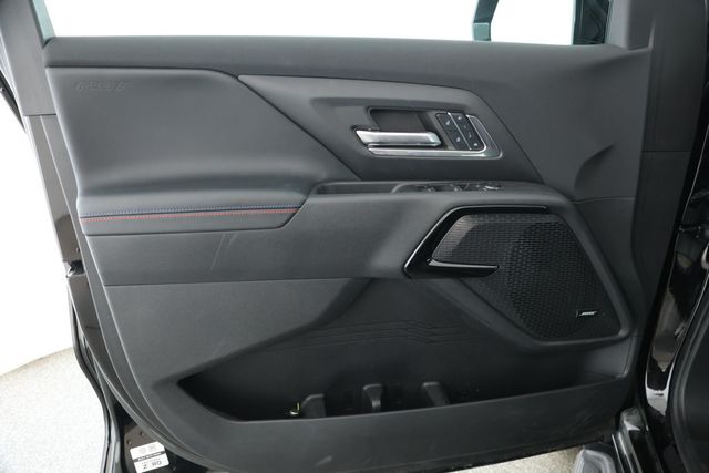 2024 Chevrolet Silverado EV e4WD Crew Cab RST First Edition with Tonneau Cover - 22929358 - 8