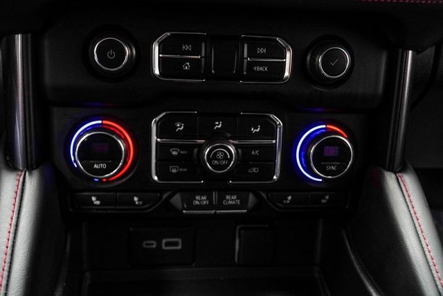 2024 Chevrolet Suburban 2WD 4dr RST - 22925622 - 17