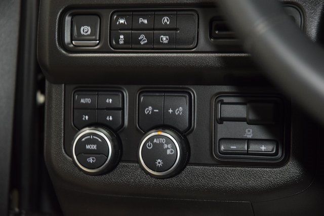 2024 Chevrolet Tahoe 4WD 4dr Z71 - 22923520 - 33